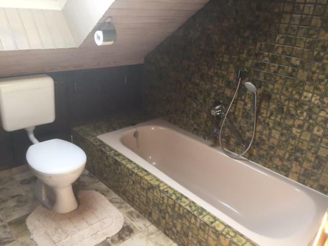 Duesseldorfer Privatzimmer Exterior foto