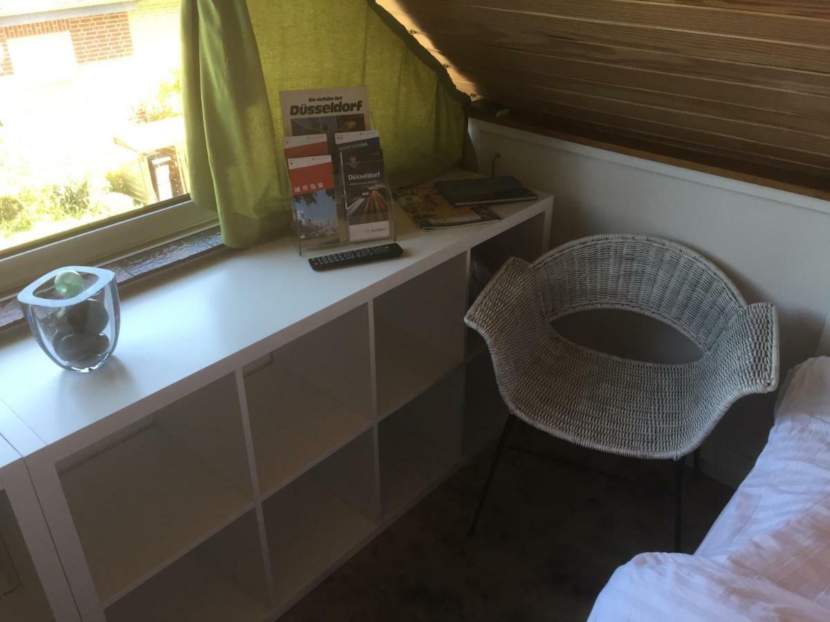 Duesseldorfer Privatzimmer Exterior foto