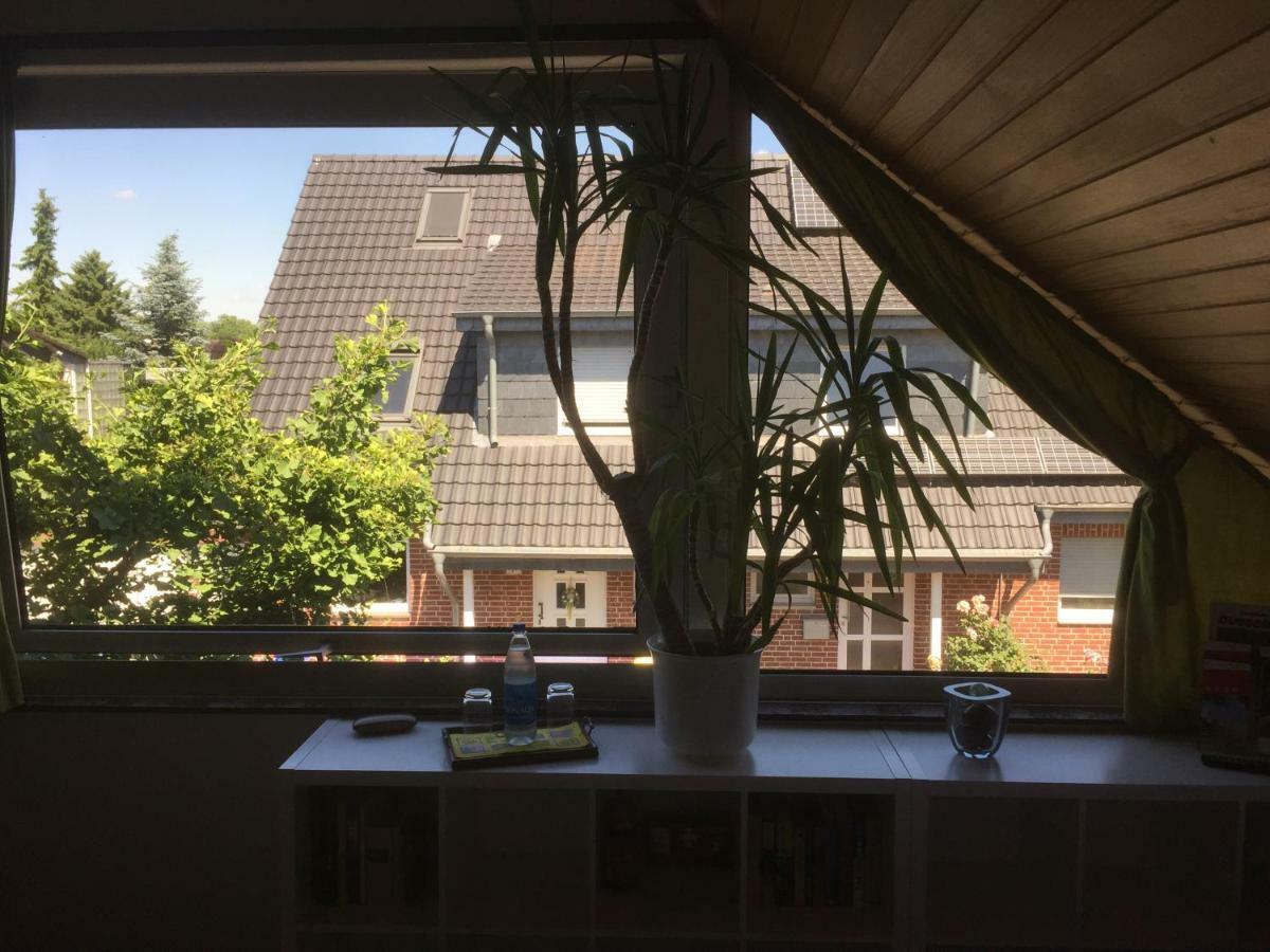 Duesseldorfer Privatzimmer Exterior foto